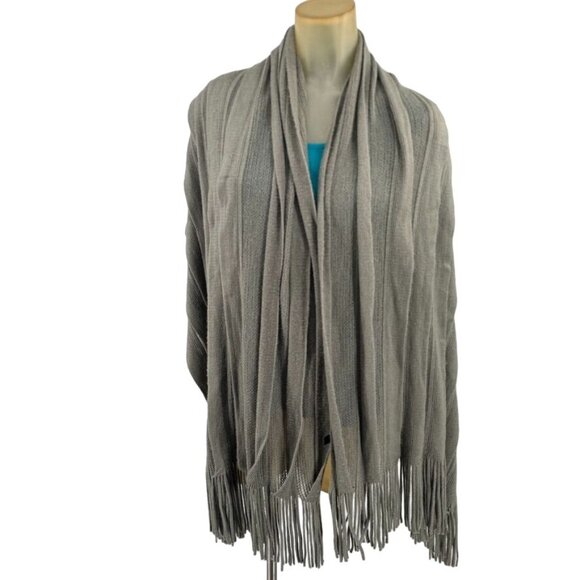 Soma Intimates Fringe Shawl Wrap Scarf Gray tiered 28 X 80 - Picture 3 of 14